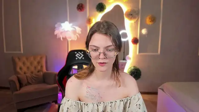 Avrora Spark online show from April 27, 2026, 8:07 pm