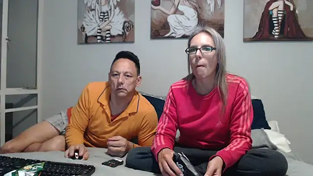blondiesin50 online show from June 19, 2026, 8:56 pm