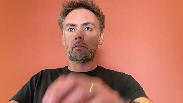 BronzeShowtime67 online show from April 28, 2026, 2:44 pm