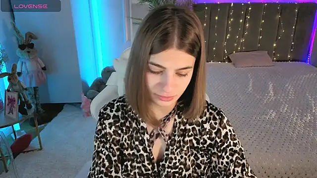 Dayana Mood online show from June 8, 2026, 6:36 am
