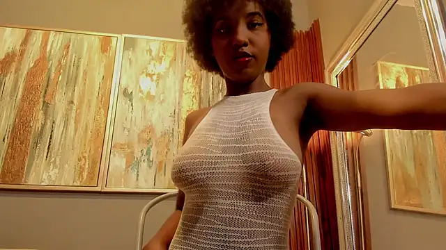 Kiara Curls online show from May 18, 2026, 11:49 am