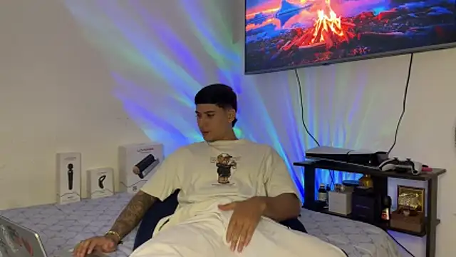 SexxxySquirterStev777 online show from May 2, 2026, 5:01 am