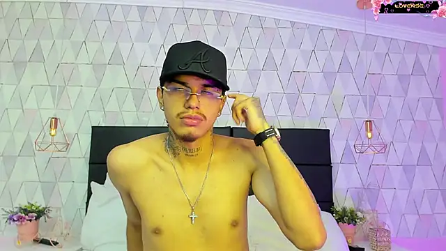 TysonRiggs online show from May 26, 2026, 12:12 pm