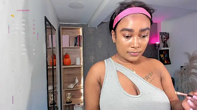 alessia anderson online show from November 5, 2025, 10:43 pm