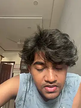 nilanfucks online show from June 3, 2026, 10:51 am