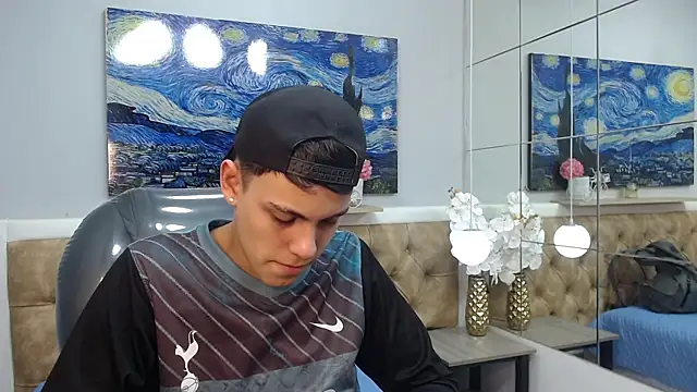 Ethanx18  online show from June 4, 2026, 3:23 am