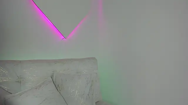 Snapshot of LiaCampbell_ chatting on May 13, 2026, 9:55 pm LiaCampbell online show from May 13, 2026, 9:55 pm
