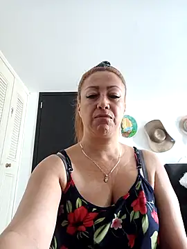 Mila Phone online show from April 29, 2026, 3:16 pm