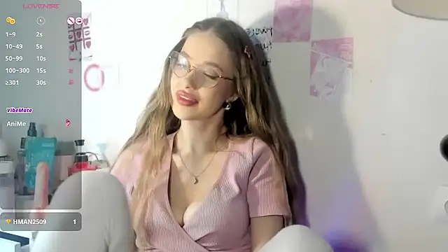Snapshot of MyChoelove chatting on May 28, 2026, 7:44 pm MyChoelove online show from May 28, 2026, 7:44 pm