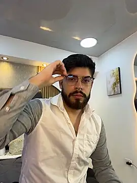 DomBoy  online show from May 12, 2026, 9:34 pm