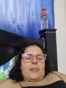 Bella Morena27 online show from May 25, 2026, 4:07 am