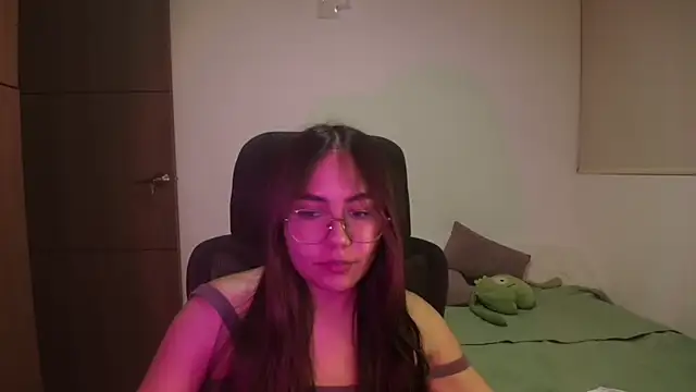 abbyyandmaxx online show from June 3, 2026, 1:19 am