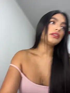 EvasBlazeXXX online show from May 6, 2026, 1:16 pm