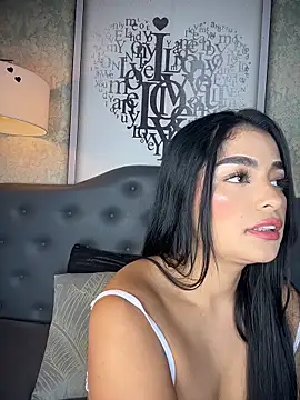 EvasBlazeXXX online show from June 16, 2026, 11:40 pm