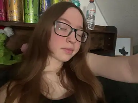 Freaky-Doll online show from May 2, 2026, 4:45 pm