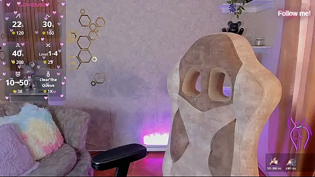 mia smoke  online show from May 23, 2026, 1:37 pm