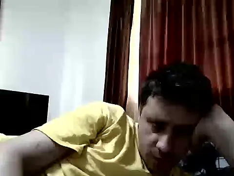 Teen18boyy online show from May 13, 2026, 1:52 pm