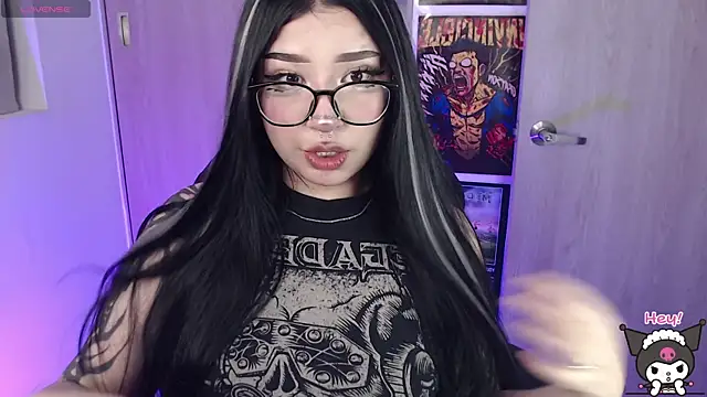 VamppyJanne online show from June 12, 2026, 2:43 am