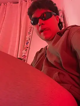 Babezerotte online show from April 30, 2026, 5:47 am