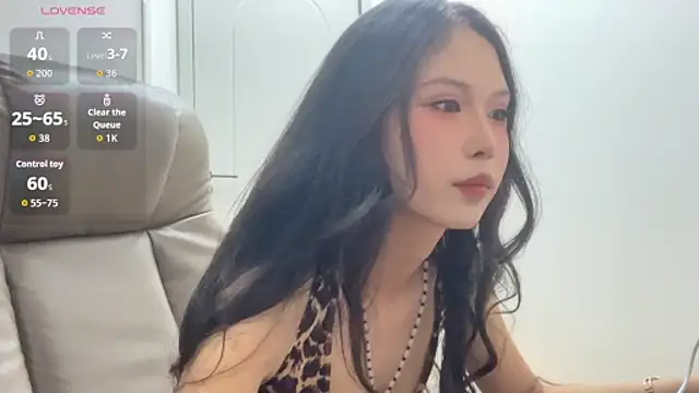 Snapshot of -LINXI chatting on May 6, 2026, 11:48 am -LINXI online show from May 6, 2026, 11:48 am