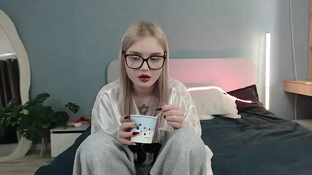 Angel Share online show from June 3, 2026, 3:09 am