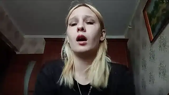 Snapshot of SharriLeisey chatting on May 29, 2026, 11:19 am SharriLeisey online show from May 29, 2026, 11:19 am
