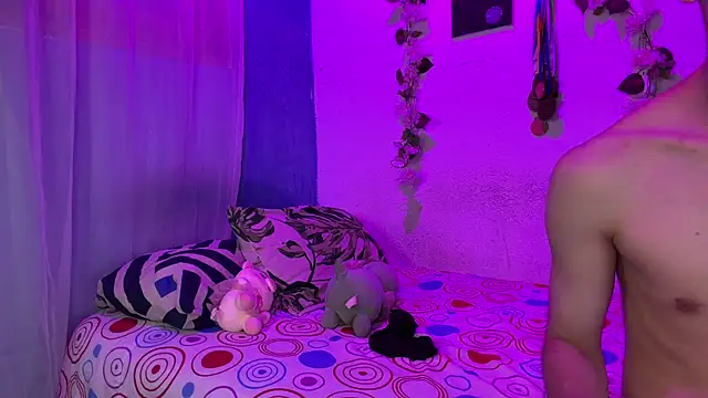  peachyboy online show from May 27, 2026, 3:58 am