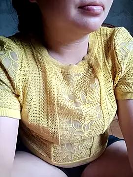 Lily Henry online show from June 17, 2026, 5:10 am