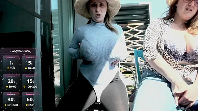 BrinaLovee online show from May 16, 2026, 6:32 am