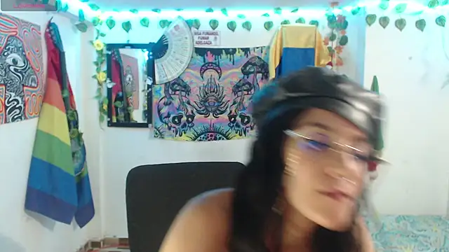 Snapshot of bastethott chatting on May 6, 2026, 7:24 am bastethott online show from May 6, 2026, 7:24 am