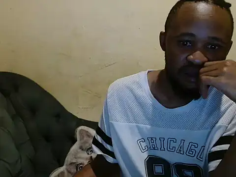 Snapshot of xxTroyX chatting on May 18, 2026, 9:09 pm xxTroyX online show from May 18, 2026, 9:09 pm