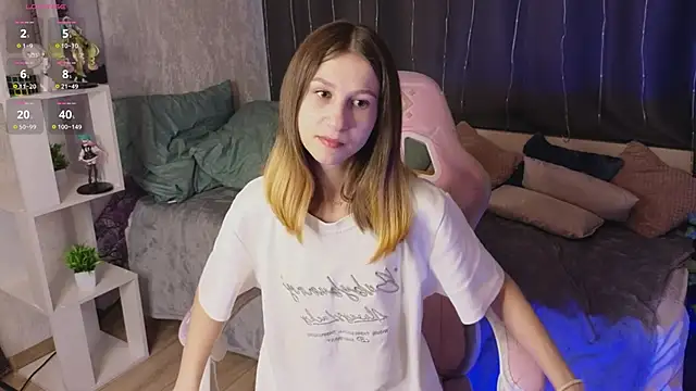 ChristiaHorde online show from June 21, 2026, 5:26 pm