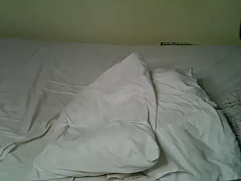 lovvelyheers online show from May 22, 2026, 12:22 pm