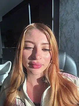 Jessy Queen online show from June 1, 2026, 10:22 pm