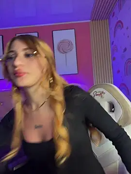 Jessy Queen online show from June 2, 2026, 7:27 pm