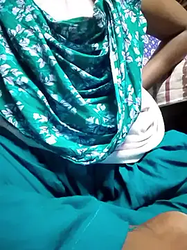 Snapshot of indian-couple9 chatting on June 8, 2026, 8:20 pm indian-couple9 online show from June 8, 2026, 8:20 pm