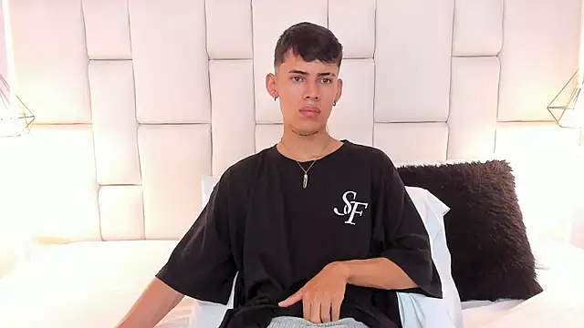 JacobFerrer online show from June 2, 2026, 5:37 pm