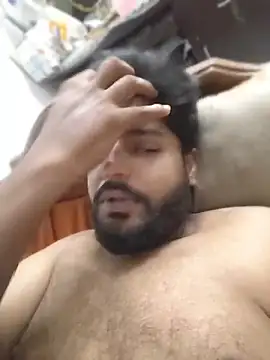 smallIdick 69 online show from May 11, 2026, 5:46 am