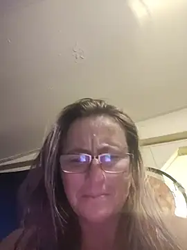 Queenle91 online show from May 15, 2026, 10:50 pm