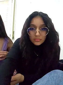 babyangel2002 online show from May 11, 2026, 7:33 pm