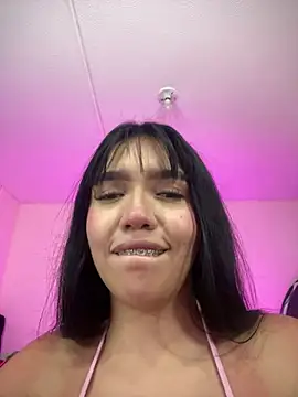 Snapshot of Tania_Tay chatting on May 11, 2026, 2:17 am Tania Tay online show from May 11, 2026, 2:17 am