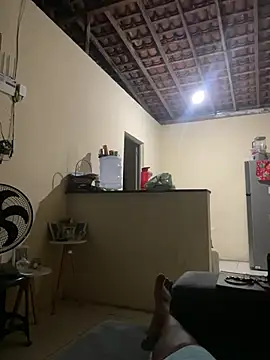 pauzudojojo online show from May 5, 2026, 4:09 am