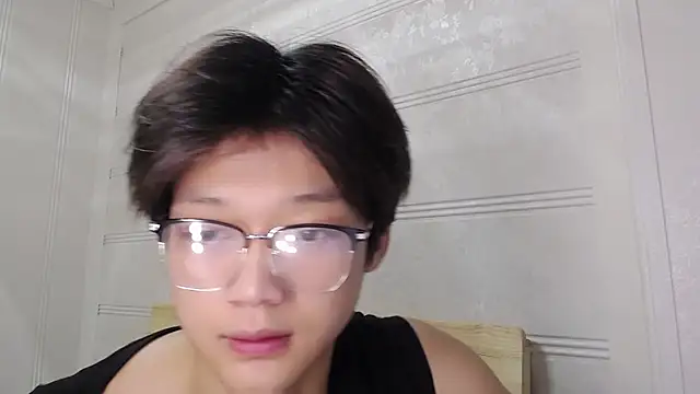 Snapshot of XJ-XIAOXIAO chatting on May 8, 2026, 8:58 pm XJ-XIAOXIAO online show from May 8, 2026, 8:58 pm