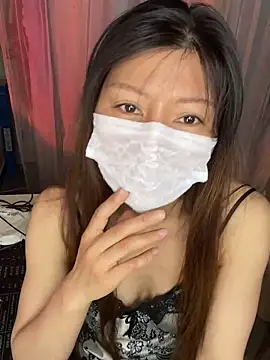 honeypeach666 online show from May 10, 2026, 3:23 am