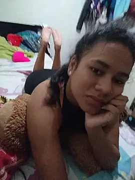 AntonellaMonroew online show from May 24, 2026, 2:33 pm