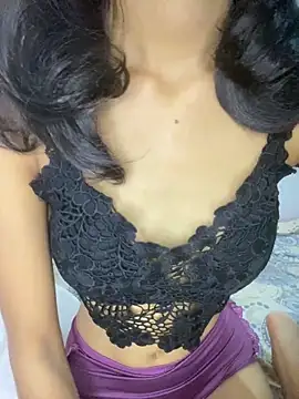 Honey be  online show from June 18, 2026, 7:19 am