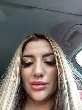 SophiePale online show from December 15, 2024, 12:17 pm