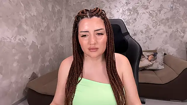 SophiePale online show from February 11, 2025, 6:11 pm