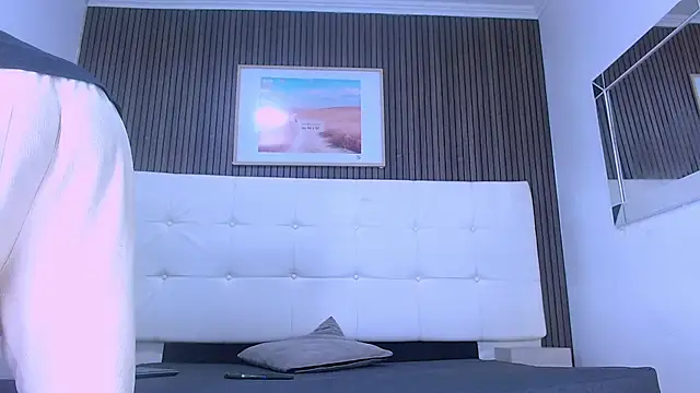 Dilan Hall online show from June 4, 2026, 3:40 pm