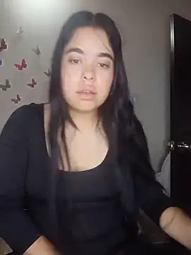 MiiaHott W online show from June 3, 2026, 1:36 pm